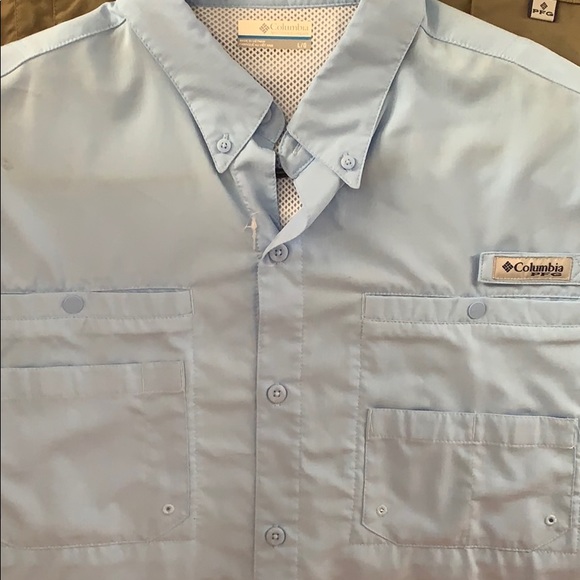 🚨SOLD🚨 (3) Men’s Columbia shirts - Picture 3 of 4